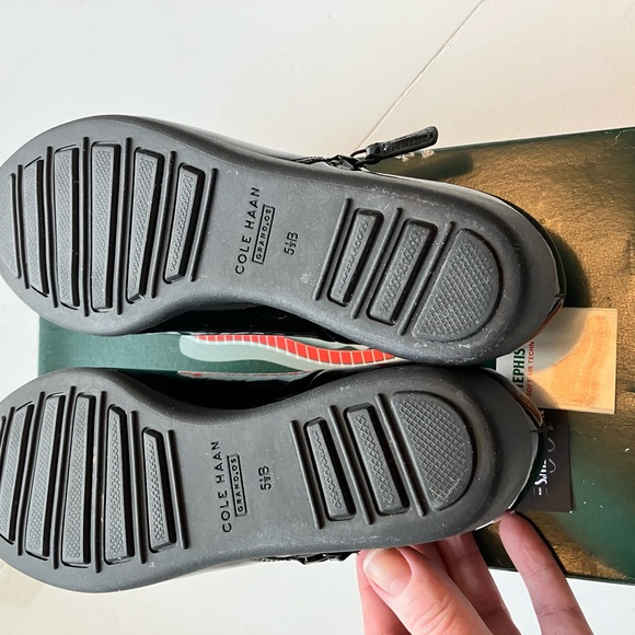 Mephisto Black Patent leather Ankle Boots Sz.5 - Picture 6 of 7